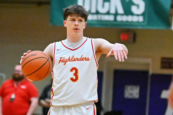 a Putnam North Eugene 5A Oregon boys basketball quarterfinal 2024 Leon Neuschwander 17